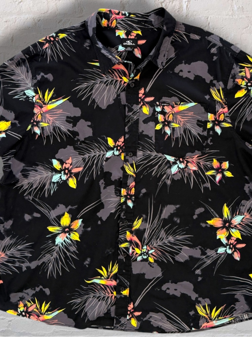 O’Neill Men’s 2XL Tropical Floral Shirt Black Stretch Cotton Short Sleeve